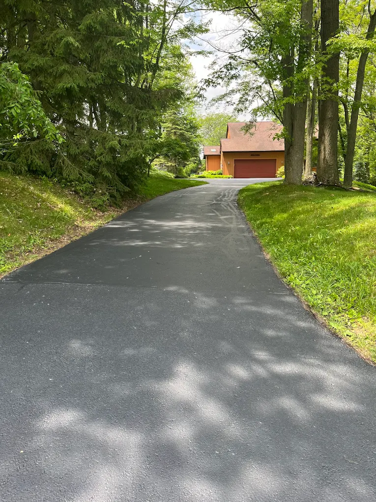 Asphalt Paving & Patching project photo